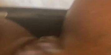 Making My Pussy Squirt!!!