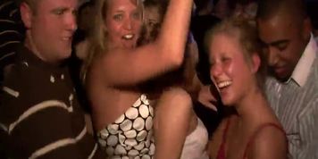 Spring Break Club Girls