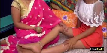 Indian Bhabhi Ne Apne Bf Se Apni Nand Ki Chudai Krwai