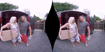 Fucked Rough By The Delivery Boy (Marilyn Sugar, Steve Q)
