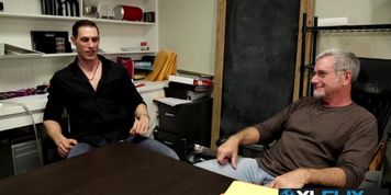 Big dick making college chick feel so good she will do anything