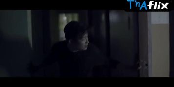 Jann Aguilar Sexy Scene  in Parisukat