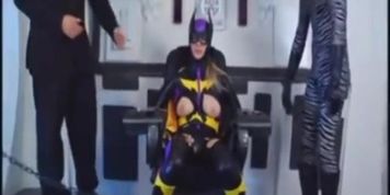 Superheroine Batgirl Captured Tortured and Fucked by Villain