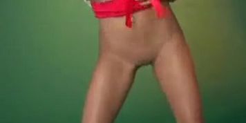 Nicole Graves - Christmas Tease