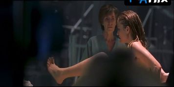 Sarah Wynter Breasts,  Butt Scene  in The 6Th Day