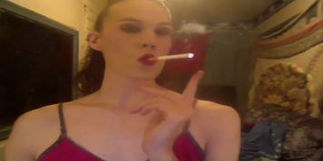 Hard ChainSmoking Milf