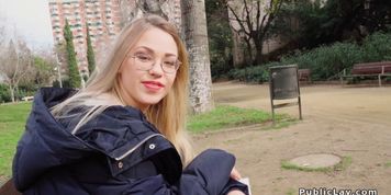 Blonde in pantyhose fucks in bushes
