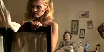 Faye Dunaway Butt Scene  in Bonnie And Clyde (Bonnie Clyde)
