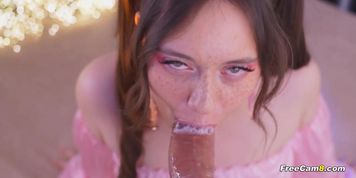 Freckled Babe Performs Sloppy Blowjob With A Rubber Dick Toy (Sensual_Desire Sensual_Desire)