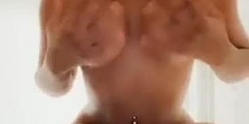 Bbyitsjuju shower