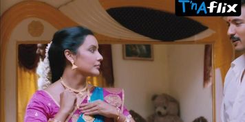 Priya Anand Sexy Scene  in Muthuramalingam