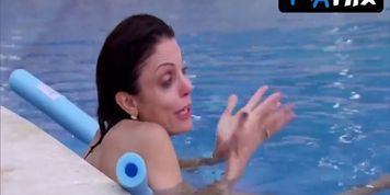 Bethenny Frankel Sexy Scene  in The Real Housewives Of New York City