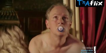 Scarlett Archer Underwear Scene  in The Royals