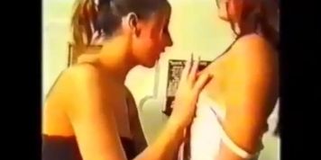 Early Laura Turner les