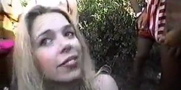 Kelly Stafford, The amazing slut - Eating cum from strangers on dogging
