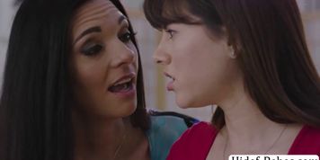 Busty Stepmom Mindi Mink confronts Shyla Jennings and licks her pussy