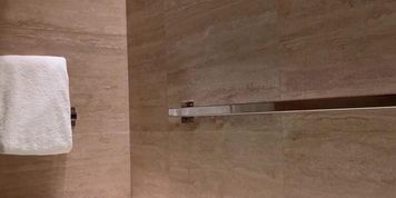 Mia Khalifa Naked In Bathtub Onlyfans Video Leaked