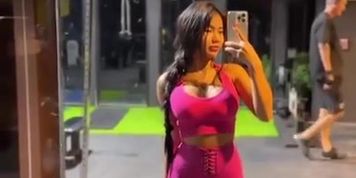 Praew Phatcharin / ppraew_pp22 / phatcharin22 / praewasian