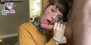 Olivia Jarden - Nerdy Studybreak Blowjob (Lucie Stratilova)