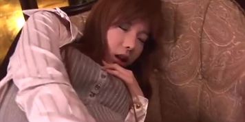 Amazing masturbation show along hot Serina Hayakawa