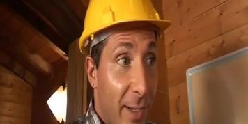 Carpenter seduced by the naughty nun