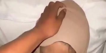 DESAHAN JILBAB COKELAT KEENAKAN DI OM-OM (Amanda Panda, Amanda Panda Xxx)