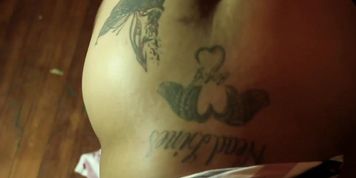 NICKI MINAJ FUCKS 2 CHAINZ