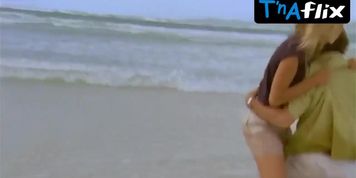 Claudine Wilde Underwear Scene  in Am Kap Der Liebe