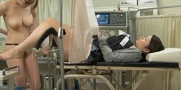 Lesbian Gynecologist (Voyeur Japanese) Strap-On)