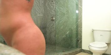 Jada Stevens Anal, Big Booty Queen Lets Manuel In Her Booty
