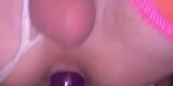 creamy pussy bounces while clitty drips 