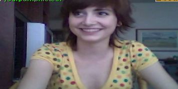 Mom catches daughter sucking dick on webcam
