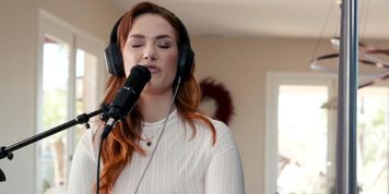 Juicy Booty Siri Dahl Cant Wait to Fuck Her Blind Date will Pounder
