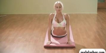 Hot yoga session with big tits blonde coach Khloe Terae