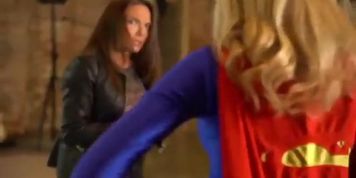 Superheroine Throatlift