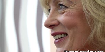 Mature granny creampied - video 1