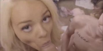 Who Could Resist the Goddess. (Elsa Jean)
