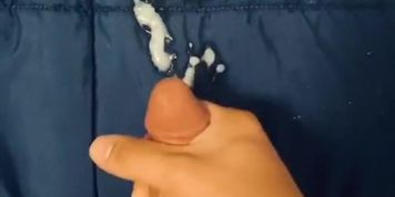 Quick cumshot before bed 