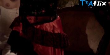 Lidia Banach Breasts,  Butt Scene  in Picture Of Beauty