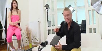 teens tight hole gape after this huge dick fucked it