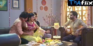 Sapna Sharma Sexy Scene  in Aitraaz