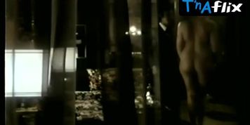Rosanna Yanni Butt Scene  in Madrid Al Desnudo