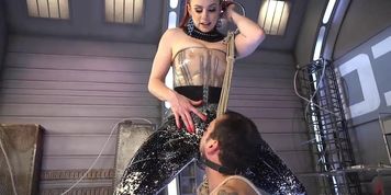 Mistress in latex pegging bound man (Bella Rossi, Tia Bella)