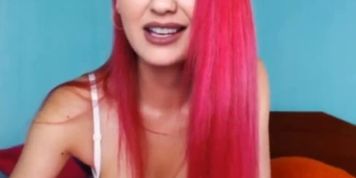 redhead cutie fingers her juicy pussy