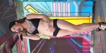 show girl