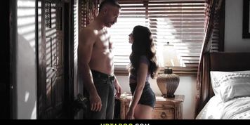 Jane Wilde's Afternoon Heat Intensifies With Charles Dera, Her Boyfriend's Dad (Between Them)
