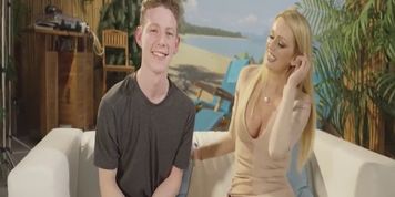 Big dick guy fist porn (Amber Jayne, Felix Jones, Rebecca More)