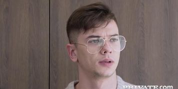 Com - Ass Fucked Girl Marina Gold Cant Stop Moaning