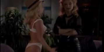Classic Porn - Ginger Lynn Vs. Nina Hartley (720p)