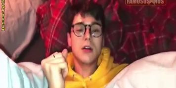 Lovely Nerd Deepthroat And Cumming